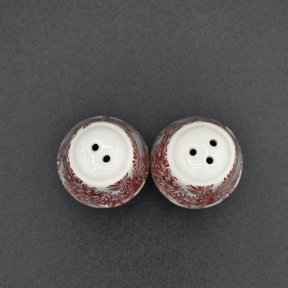 Holiday Salt and Pepper shakers 2 sets - Picture 5 of 6